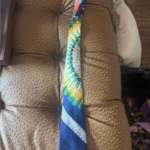 Hermes Men's Blue Floral Pattern Tie - Multicolor Feather Design